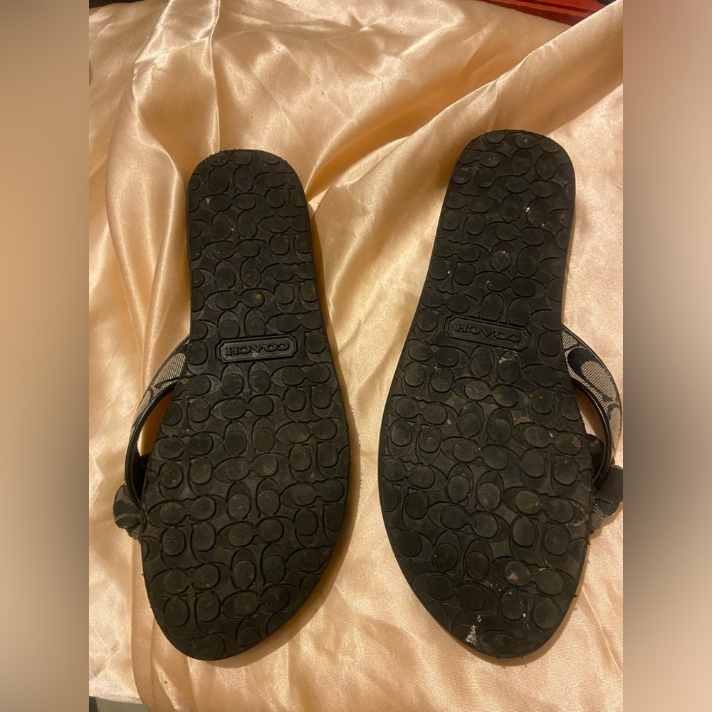 Coach Flower Sandals Size 9B - Picture 5 of 11